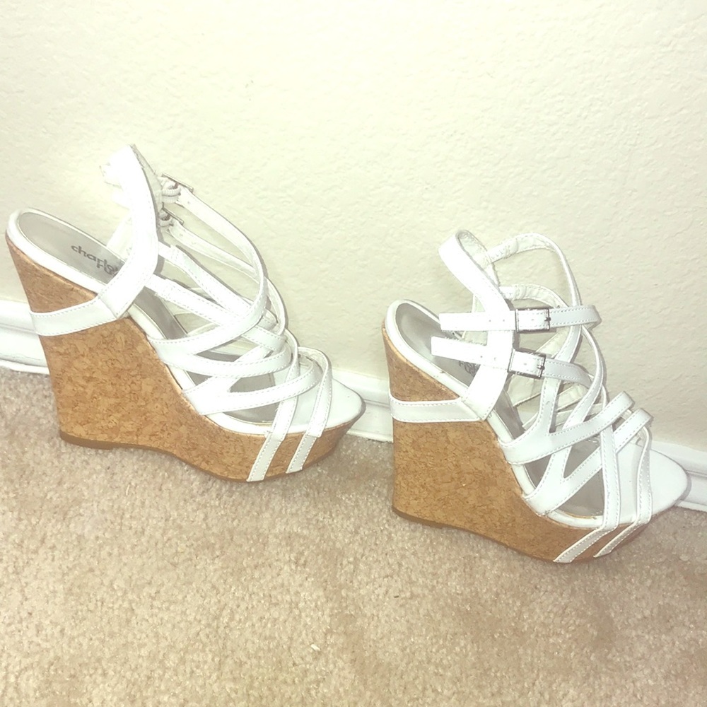 White Wedges